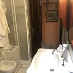Chloe's Acireale