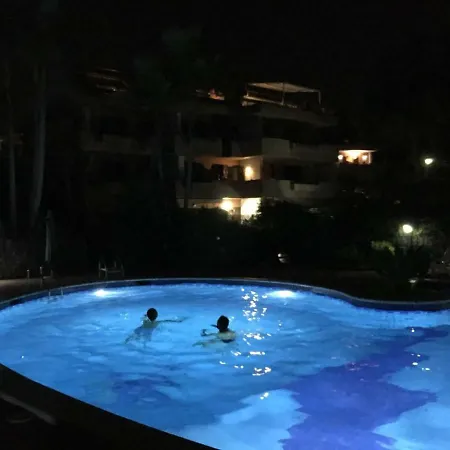 Chloe's Acireale